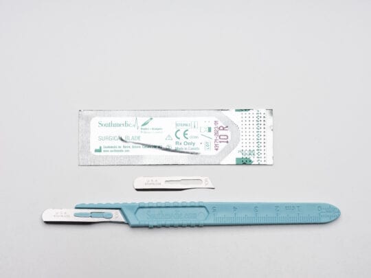 #10R blade with handle is convenient and easy to use for one complete dermaplaning treatment.