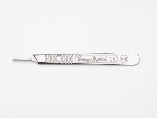 #3 metal blade handle for dermaplaning.