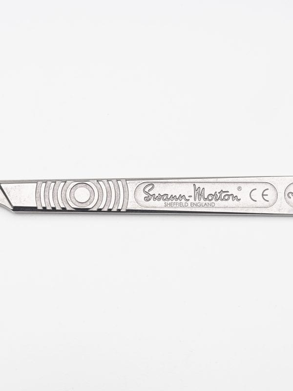 #3 metal blade handle for dermaplaning.