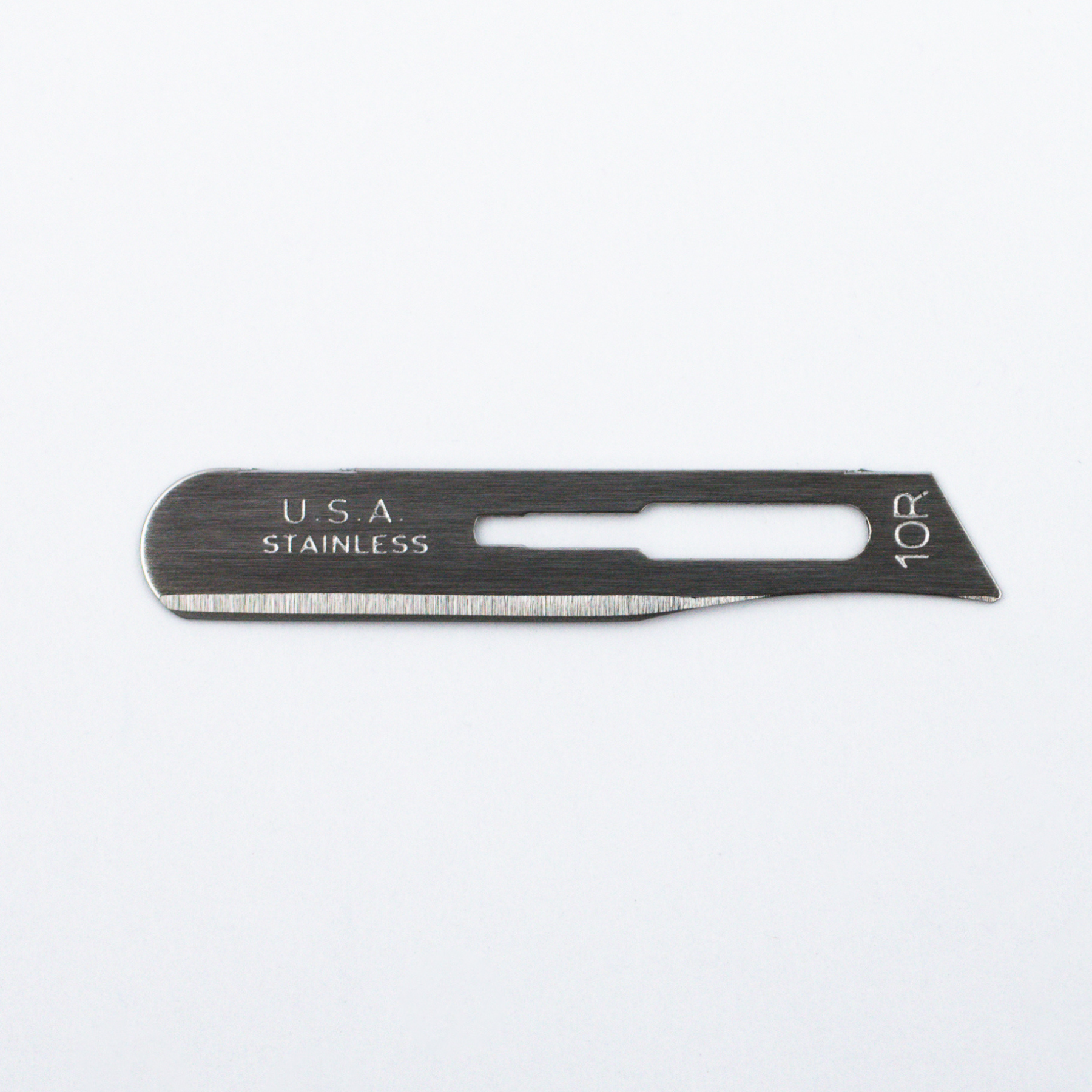 DermaplanePro's #10R single-use dermaplaning blade